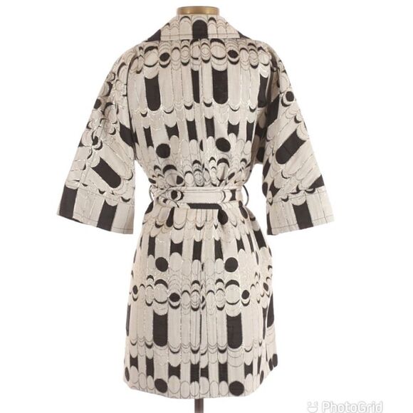 TRINA TURK Belted Trench Coat Metallic Print Jacquard‎ Black Cream Size 4 - Picture 2 of 12